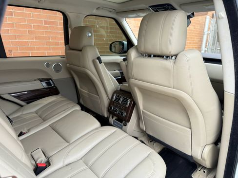 Used 2017 Land Rover Range Rover HSE AWD/4WD image 19