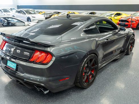 Used 2020 Ford Mustang Shelby GT500 w/ Technology Package RWD image 6