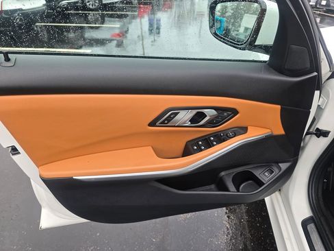 Used 2023 BMW 330i xDrive Sedan w/ Driving Assistance Package image 17