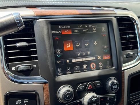 Used 2017 RAM 2500 Laramie w/ Convenience Group AWD/4WD image 10