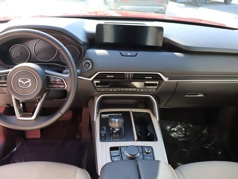 Used 2024 MAZDA CX-90 3.3 Turbo w/ Preferred Package AWD/4WD image 32