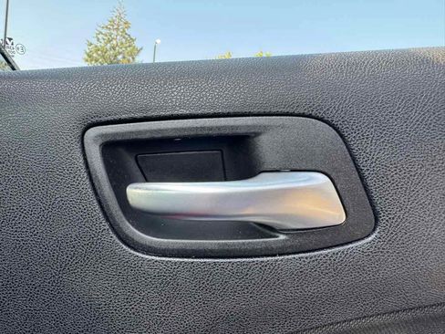 Used 2015 Dodge Charger SE w/ Power Sunroof Group RWD image 37