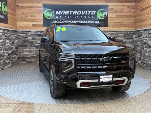 Used 2026 Chevrolet Suburban Z71 w/ Comfort Package AWD/4WD image 2