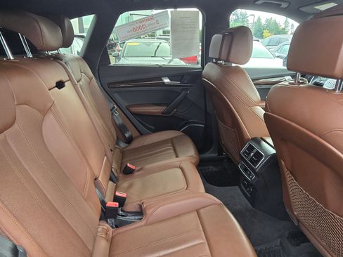 Used 2019 Audi Q5 Prestige w/ Prestige Package image 13