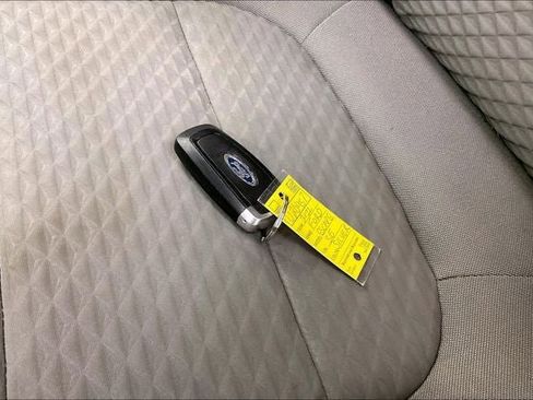 Used 2022 Ford Escape SE AWD/4WD image 13