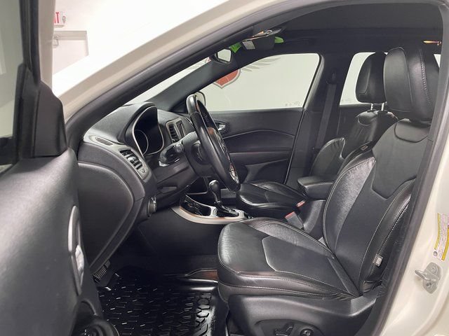 Used 2021 Jeep Compass Latitude w/ Sun and Sound Group AWD/4WD image 11