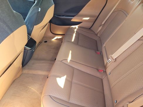 Used 2023 Lucid Air Grand Touring image 18