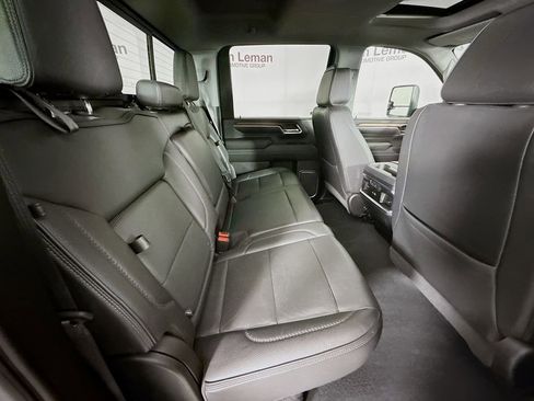 Used 2024 GMC Sierra 3500 Denali w/ Denali Reserve Package image 30