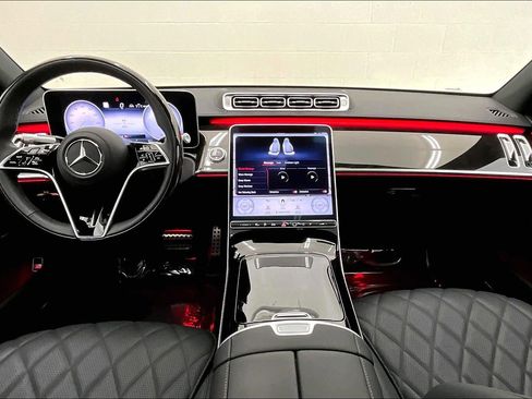 Used 2026 Mercedes-Benz S 580e 4MATIC Sedan image 14