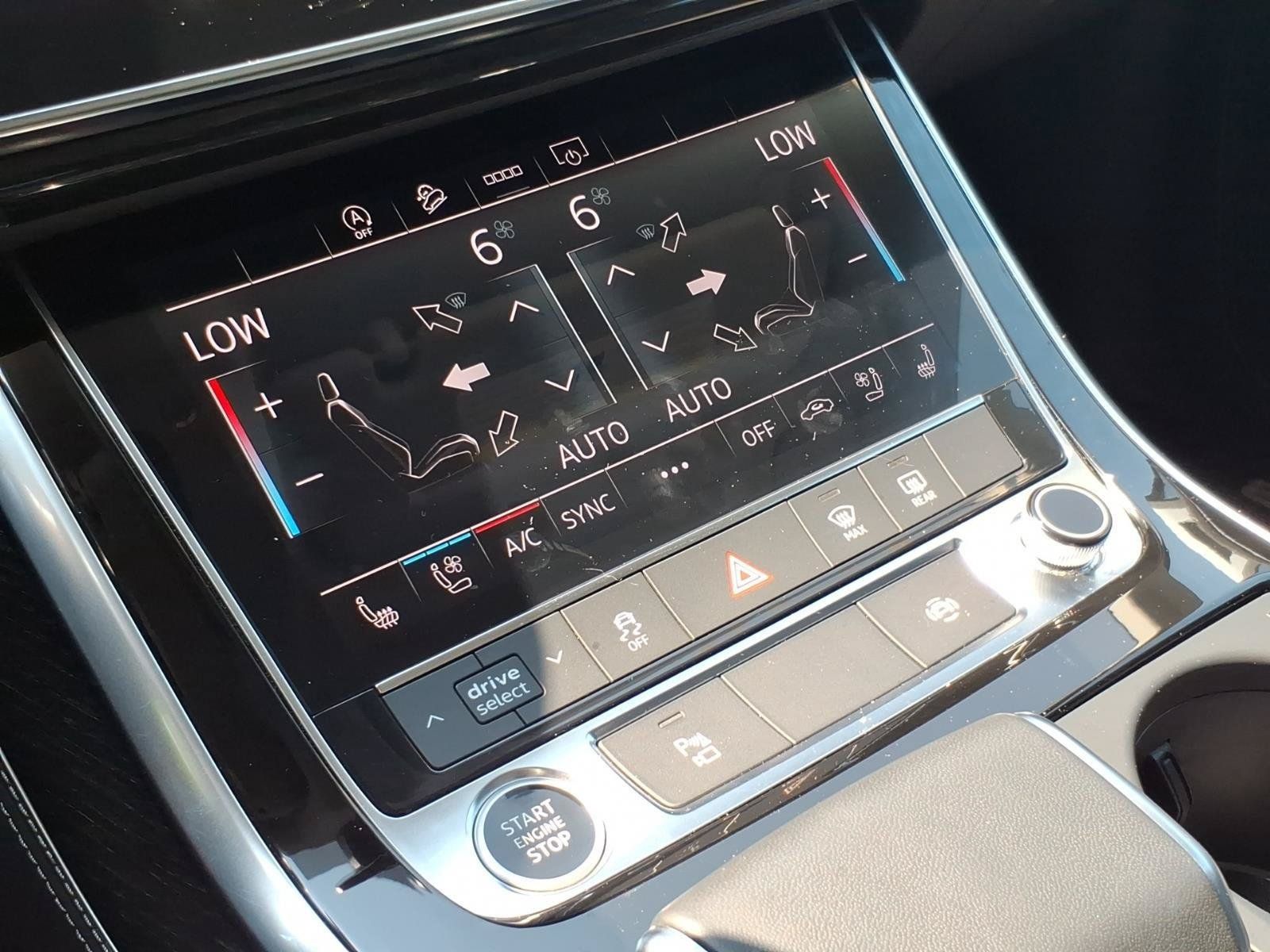 Certified 2025 Audi Q8 Premium Plus w/ Premium Plus Package AWD/4WD image 21