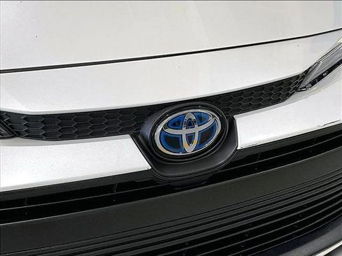Used 2024 Toyota Corolla LE FWD image 30