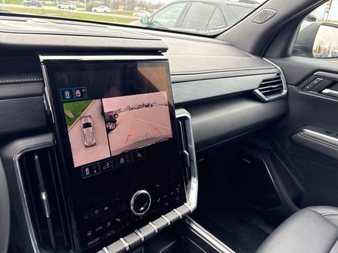 Certified 2024 GMC Acadia Elevation w/ Luxury Package image 40