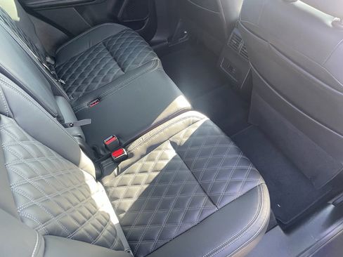 Used 2022 Mitsubishi Outlander SEL image 18