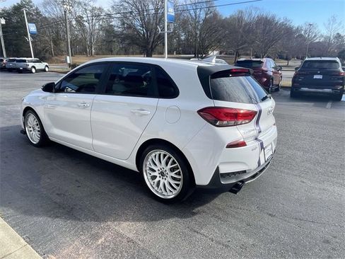 Used 2019 Hyundai Elantra GT N Line image 4