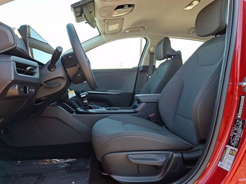 Certified 2025 Kia K4 FWD image 14