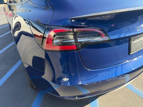 Used 2022 Tesla Model 3 Performance AWD/4WD image 8
