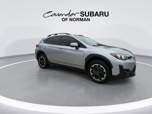 Used 2023 Subaru Crosstrek 2.0i Premium AWD/4WD image 2