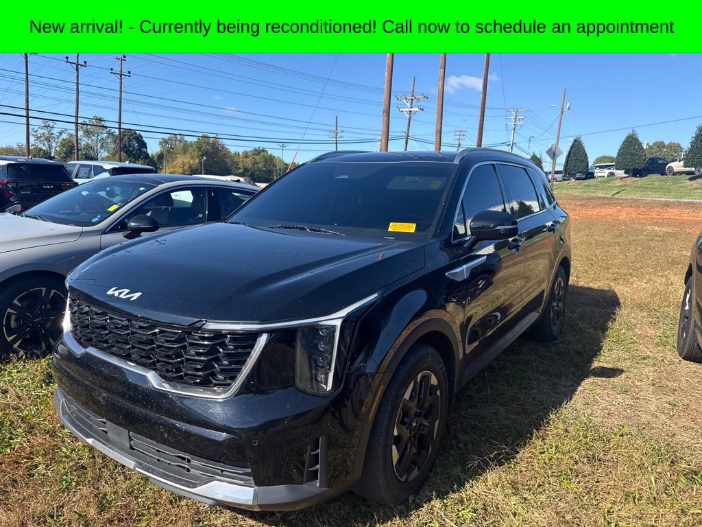 Used 2024 Kia Sorento S w/ Panoramic Sunroof Package FWD image 1