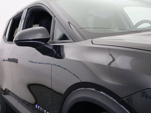 New 2026 Chevrolet Equinox EV LT image 3