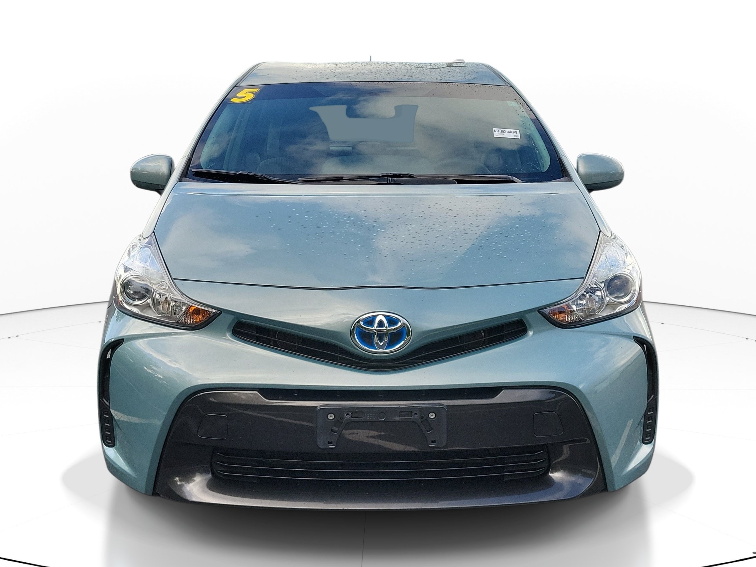 Used 2015 Toyota Prius V Two FWD image 2