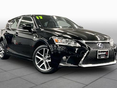 Used 2017 Lexus CT 200h w/ Navigation System Package FWD image 2