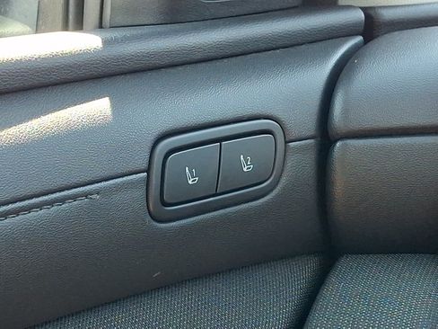 Used 2025 Hyundai Tucson Limited AWD/4WD image 28