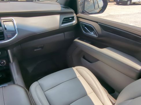 Used 2021 Chevrolet Tahoe Z71 AWD/4WD image 15