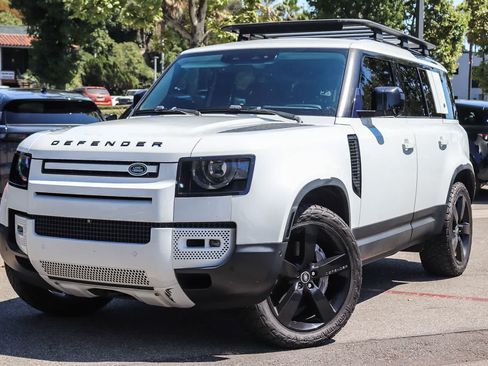 Used 2020 Land Rover Defender 110 HSE AWD/4WD image 1