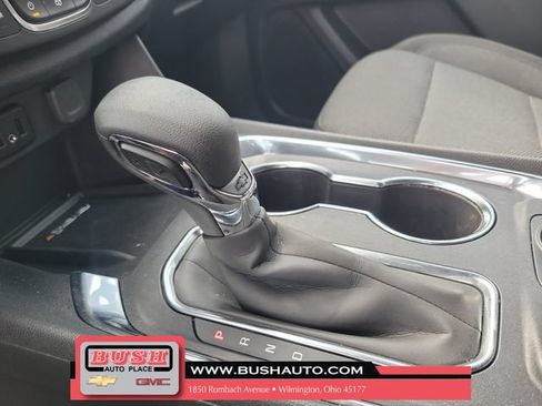 Used 2023 Chevrolet Traverse LT FWD image 31