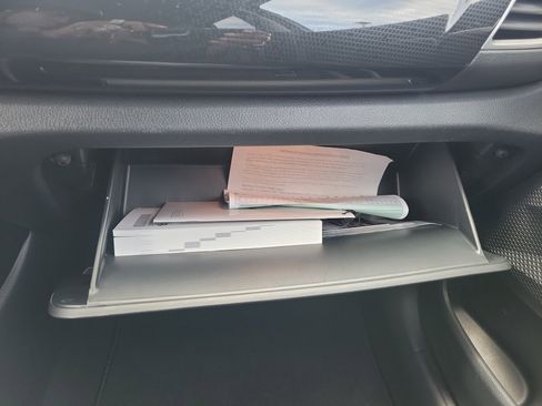 Used 2025 Kia Seltos S image 34