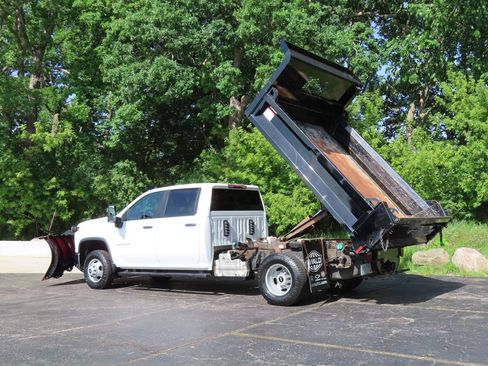 Used 2023 Chevrolet Silverado 3500 W/T w/ WT Convenience Package AWD/4WD image 23