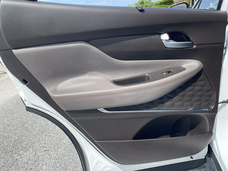 Used 2019 Hyundai Santa Fe Limited FWD image 30