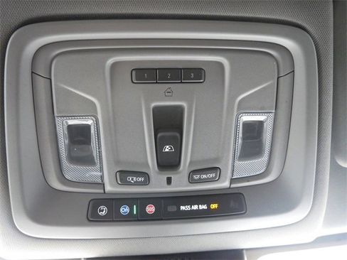 Used 2024 Chevrolet Silverado 3500 LT w/ Convenience Package image 24