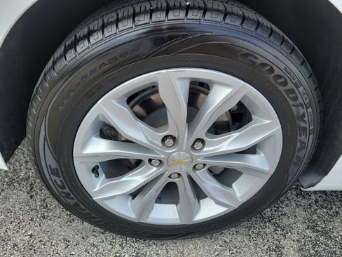 Used 2023 Chevrolet Malibu LT FWD image 7