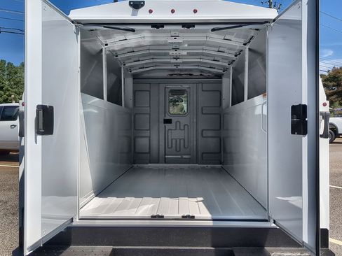 New 2025 GMC Savana 3500 w/ Power Convenience Package image 22