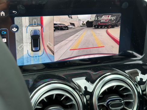 New 2026 Mercedes-Benz GLA 250 image 18