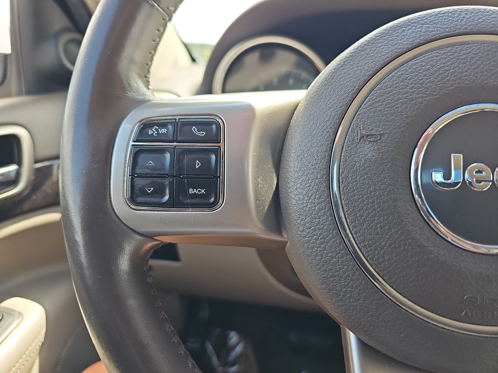 Used 2011 Jeep Grand Cherokee Laredo RWD image 18