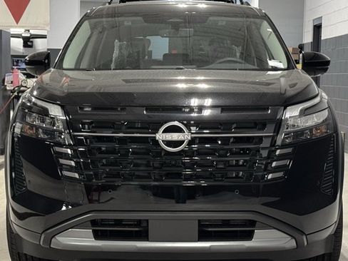 New 2026 Nissan Pathfinder SL AWD/4WD image 23