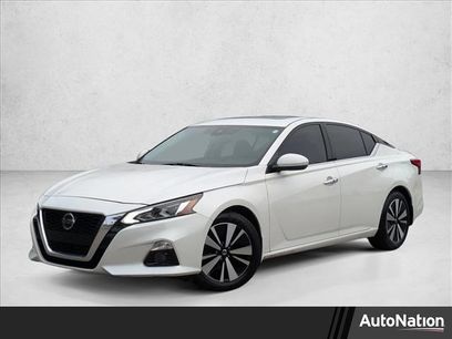 Used 2019 Nissan Altima 2.5 SV