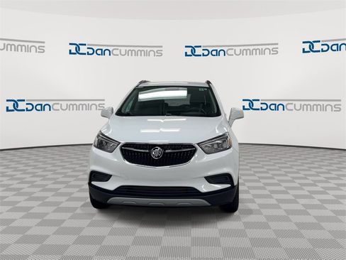 Used 2022 Buick Encore Preferred w/ Safety Package image 3