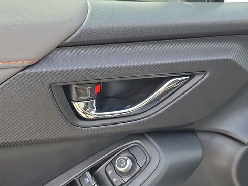 New 2025 Subaru Crosstrek 2.5i Limited w/ Popular Package #3A image 16