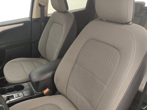 Used 2020 Ford Escape SE FWD image 17