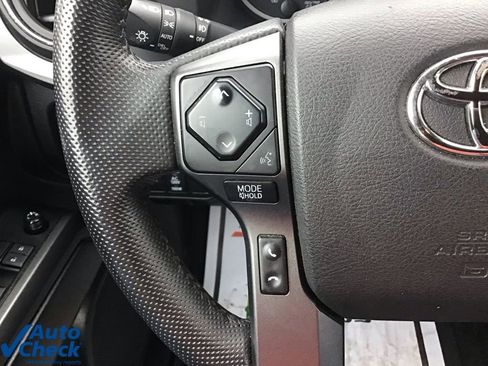 Used 2023 Toyota Tacoma TRD Off-Road w/ Advanced Technology Package image 28