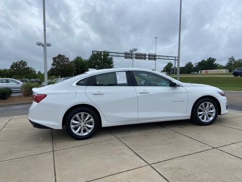 Used 2024 Chevrolet Malibu LT FWD image 12