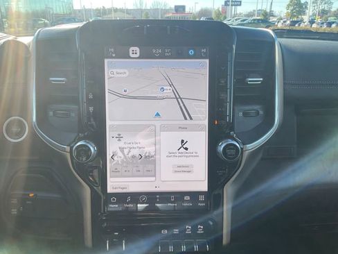 Used 2024 RAM 2500 Laramie image 27