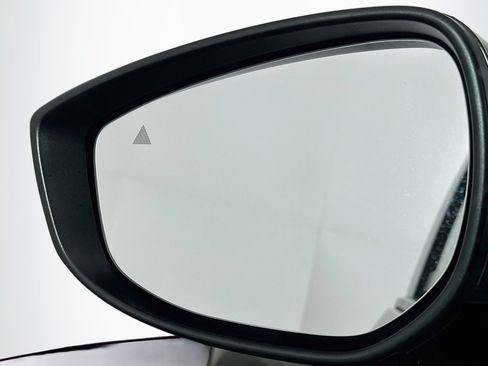 Used 2026 MAZDA CX-50 AWD 2.5 S w/ Premium Package image 16