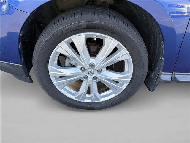 Used 2019 Nissan Pathfinder SL w/ SL Premium Package AWD/4WD image 9