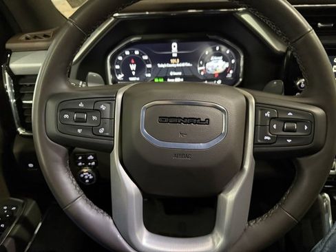 Used 2025 GMC Sierra 1500 Denali w/ Denali Reserve Package image 17