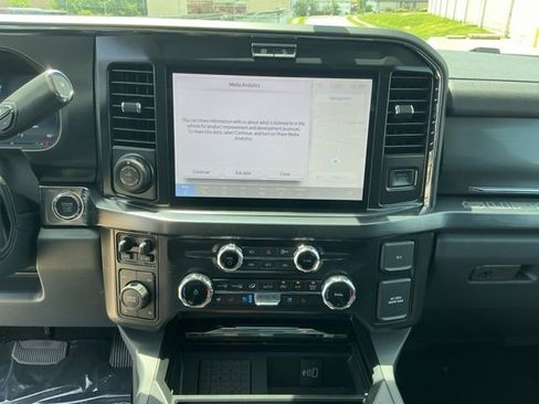 New 2026 Ford F350 Lariat w/ Lariat Premium Package AWD/4WD image 13
