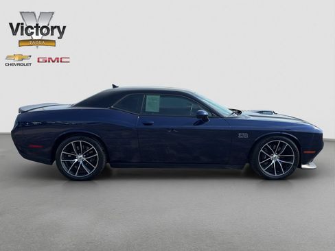 Used 2017 Dodge Challenger R/T Scat Pack RWD image 7